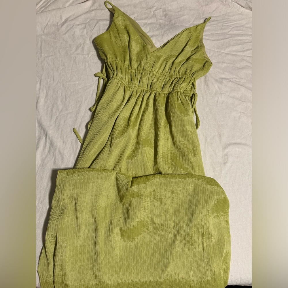 Maxi green dress